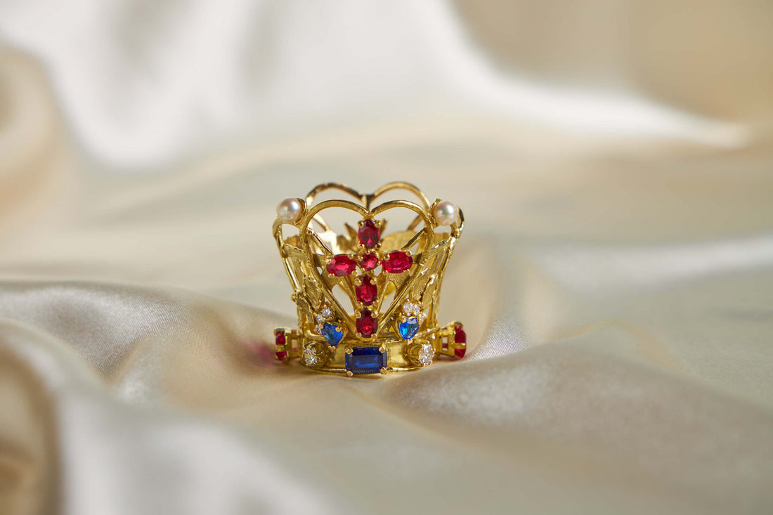 Kroontje voor Jezus voor het Maria beeld van Scherpenheuvel.