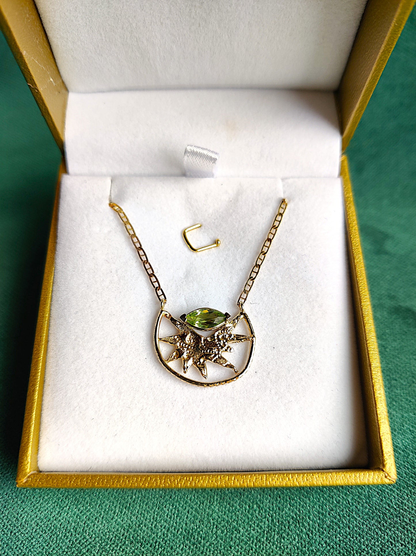 Ketting in 14K geel en wit goud met groene peridoot - Beata
