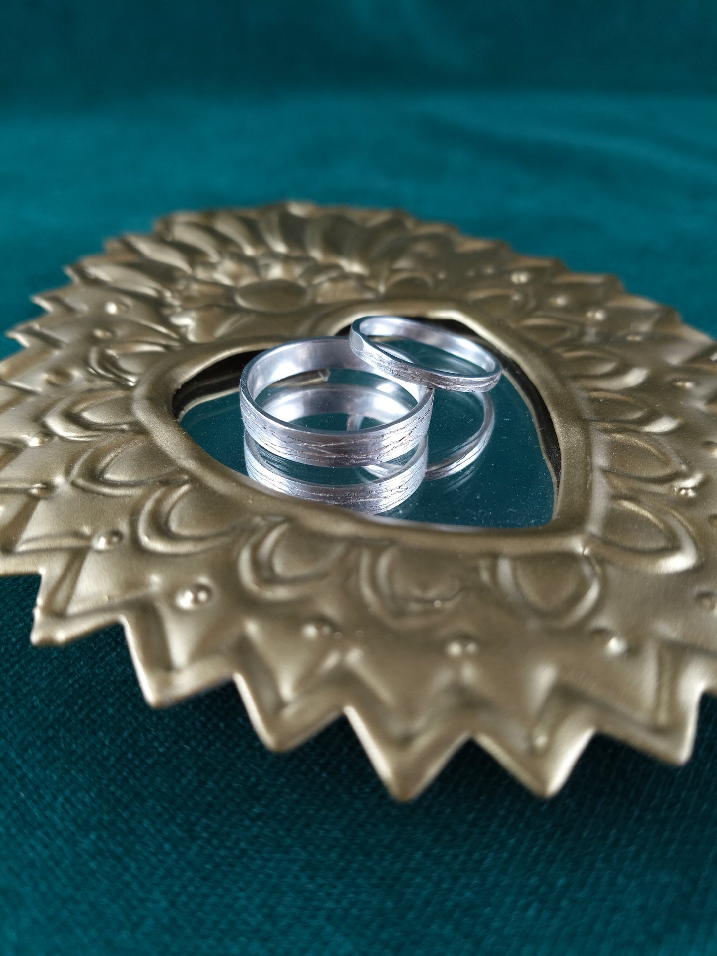 Trouwringen in 18k wit goud: Orphus en Eurydice