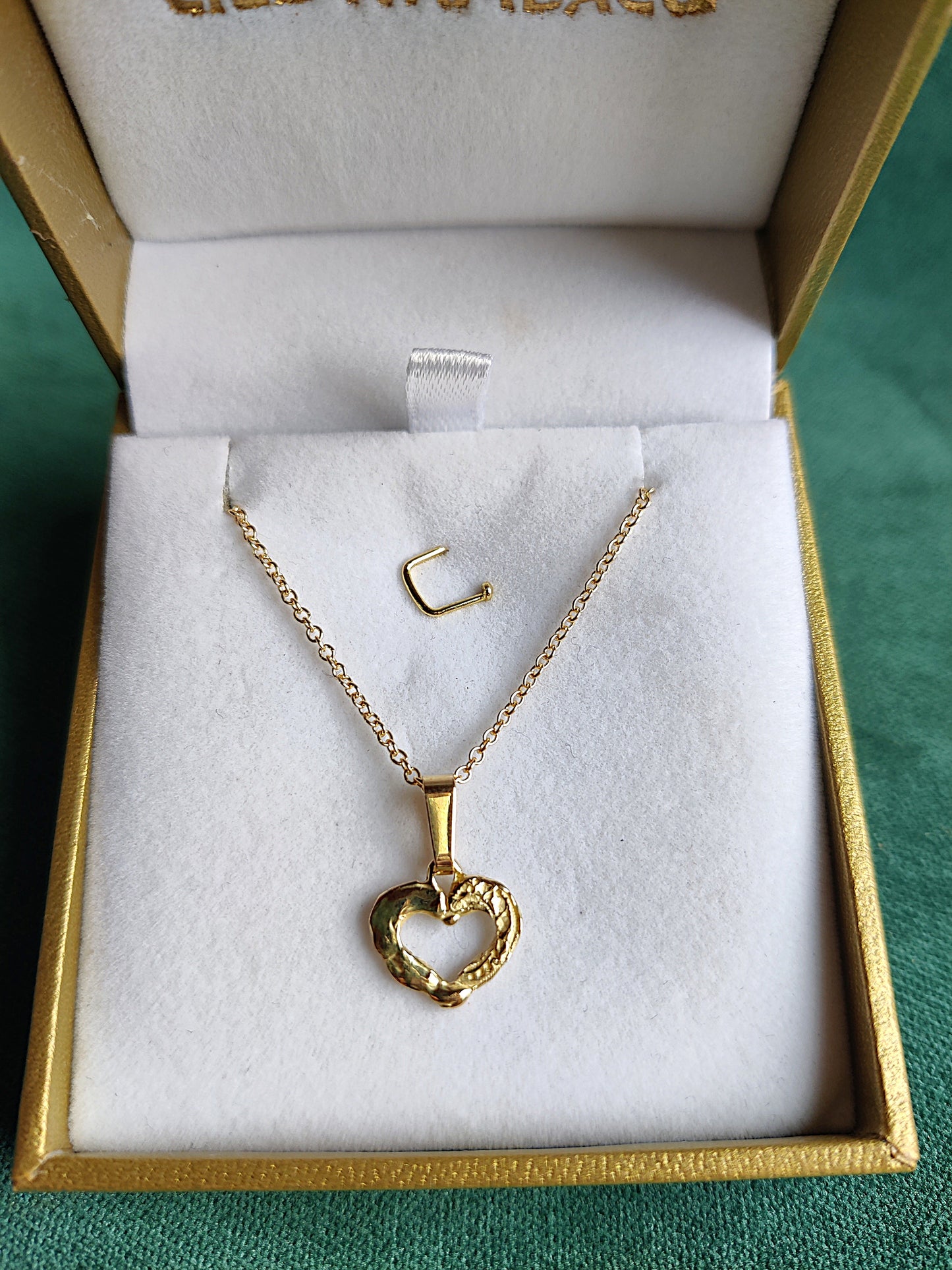 Hanger hartje in goud: Valentine