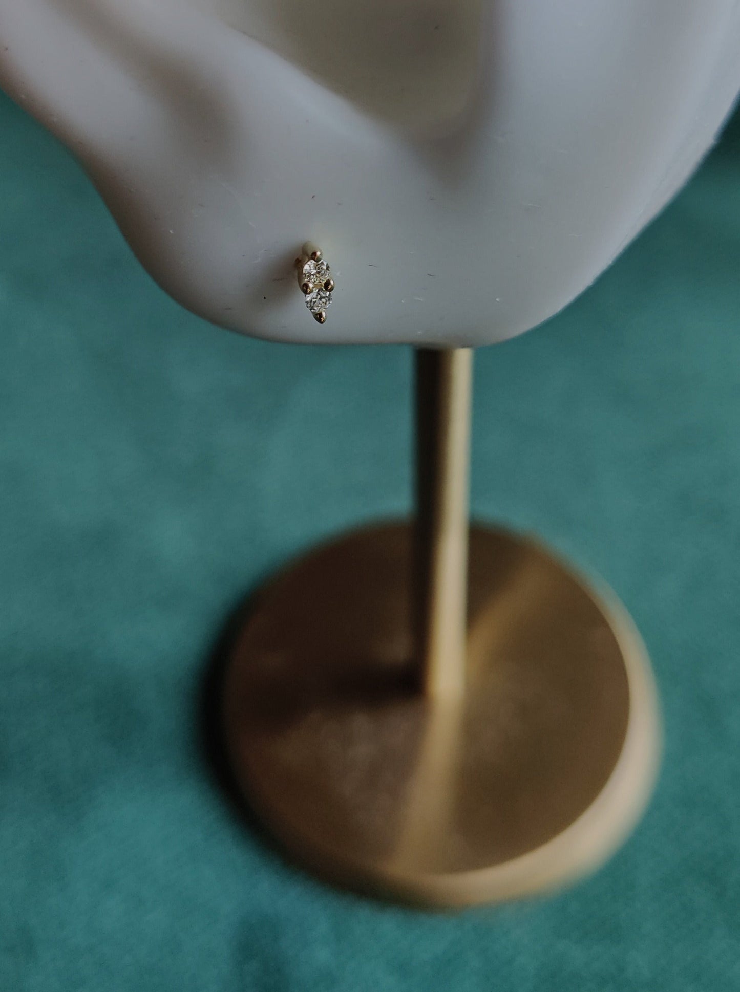 Oorbel in 14k geel goud met diamant - Fea