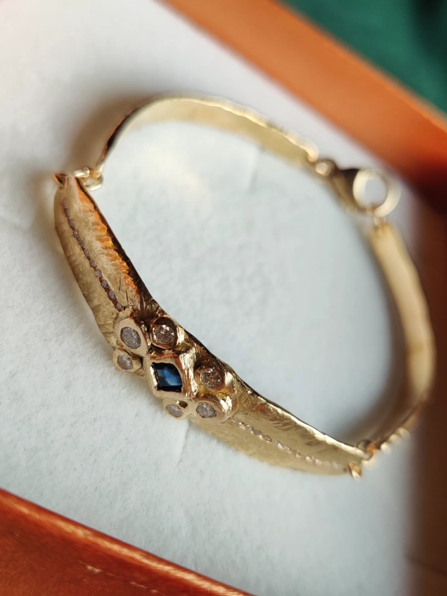 Verlovingsring 18k met diamant: op maat gemaakt