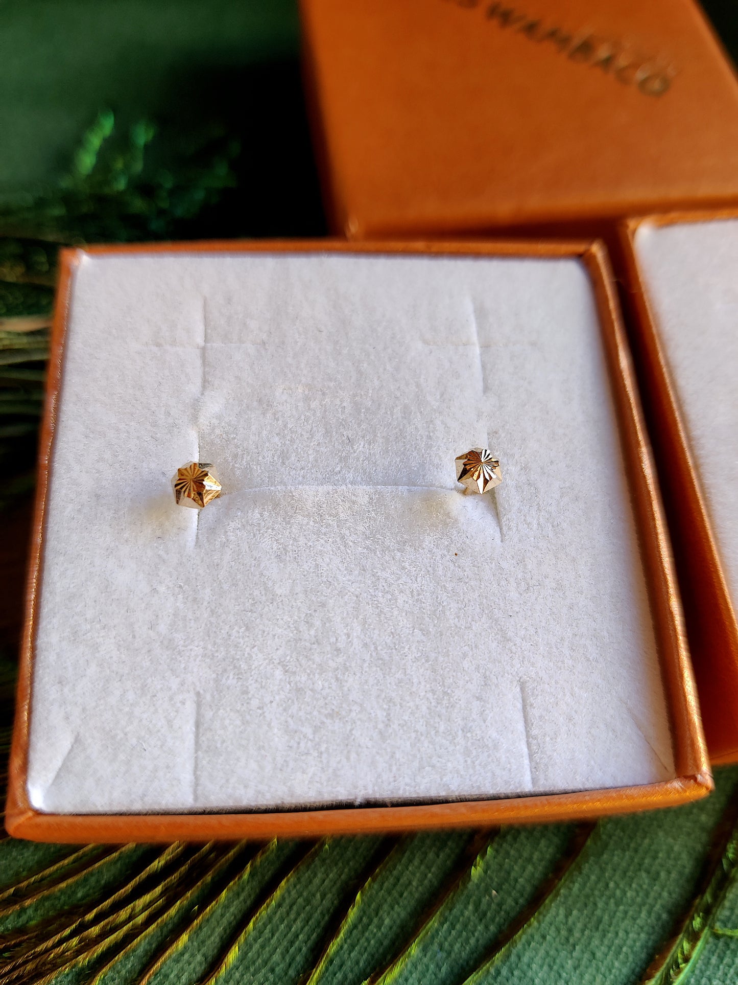 Mini oorbel in 14k goud: Vintage