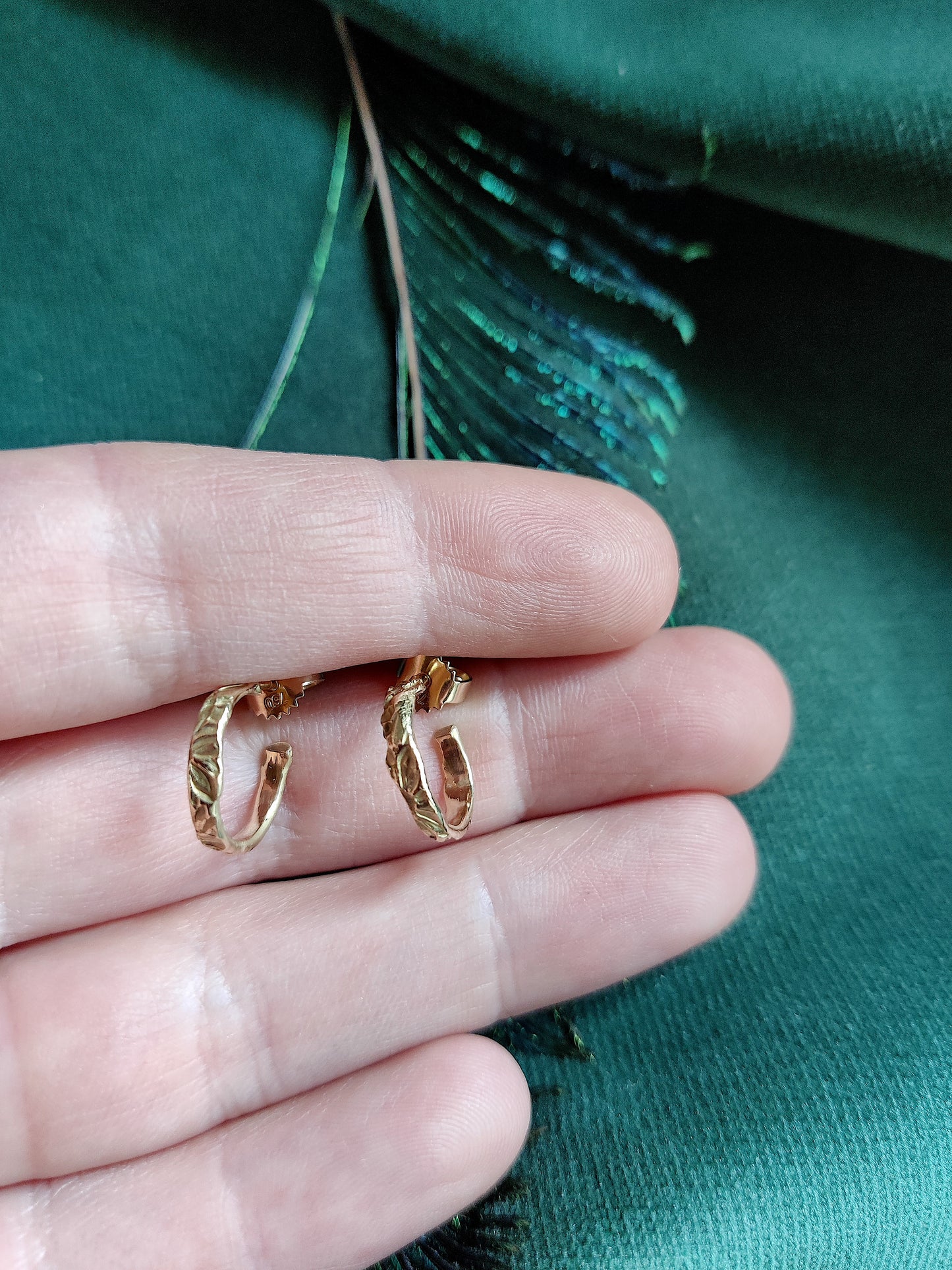 Oorbellen in 18k geel goud - Madelief.