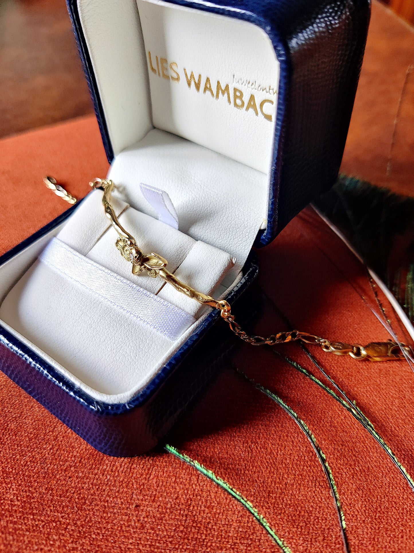 Set in 18k geel goud met diamant van klant: op maat gemaakt.