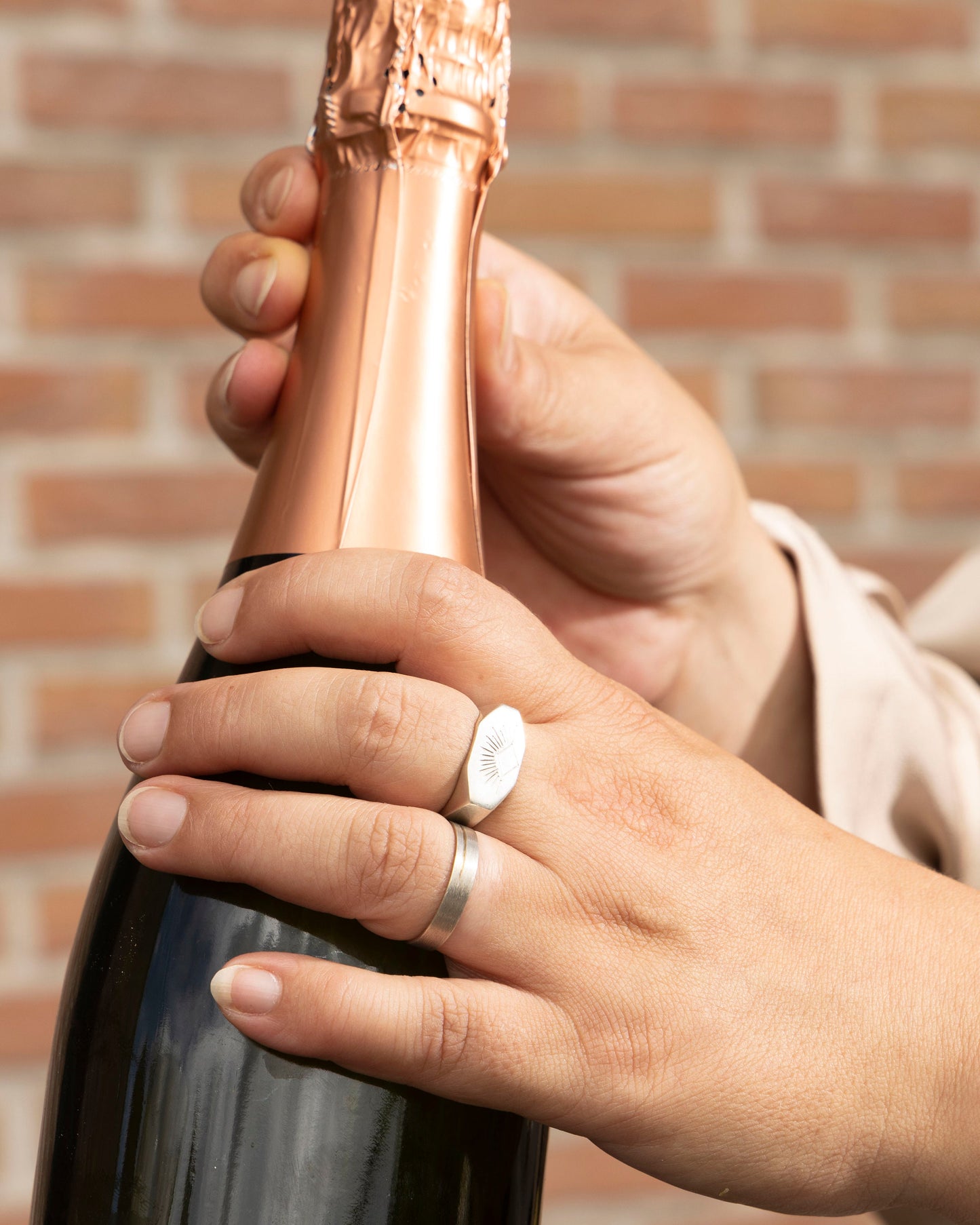 Ring in zilver: Octagoon met zon