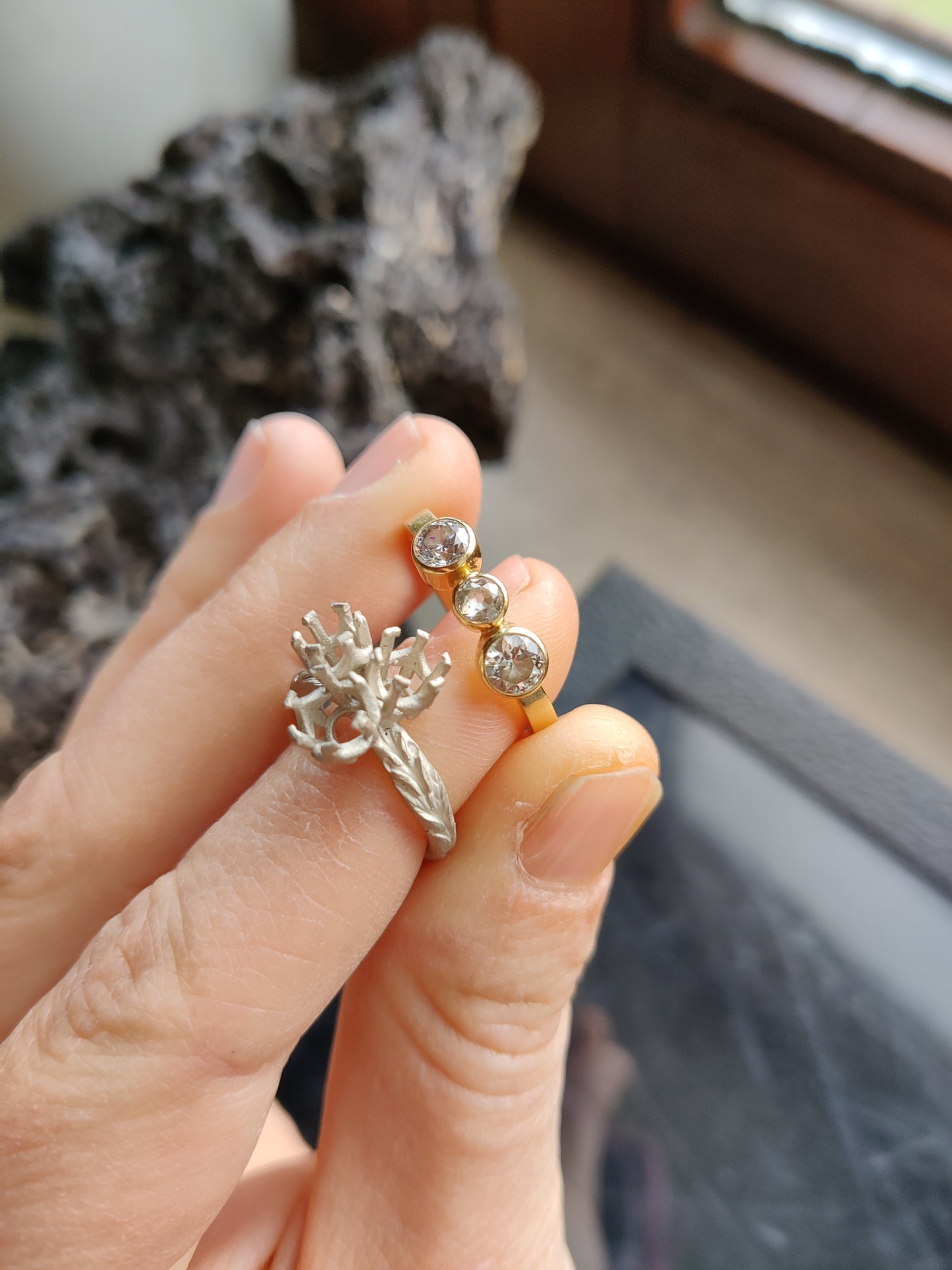 Ring in 18k wit  goud met diamant van overgrootmoeder, moeder en zus