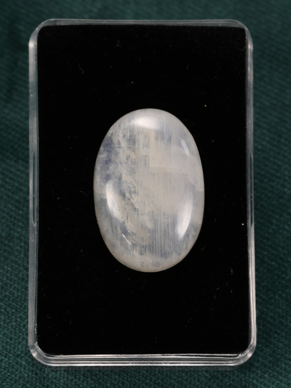 Regenboog maansteen cabochon