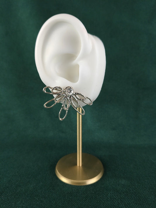 Oorbel in zilver met witte topaas: Tess