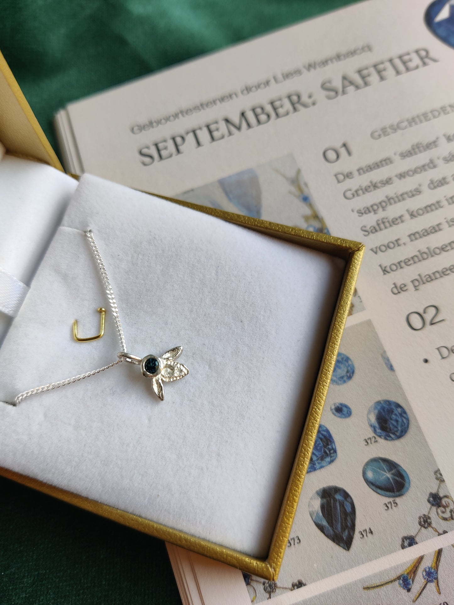 Hanger en ketting in zilver met geboortesteen - Ivy (alle maanden)