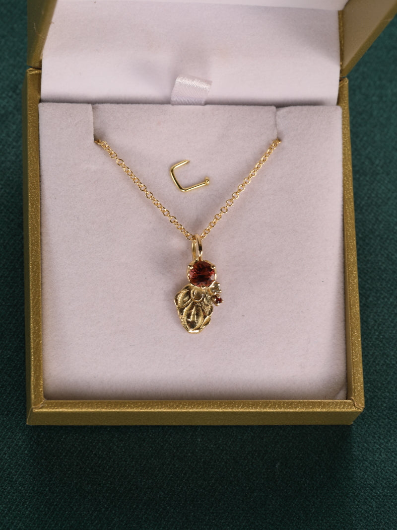 Hanger in 18k geel goud met roze toermalijn, saffier en granaat - Margerie