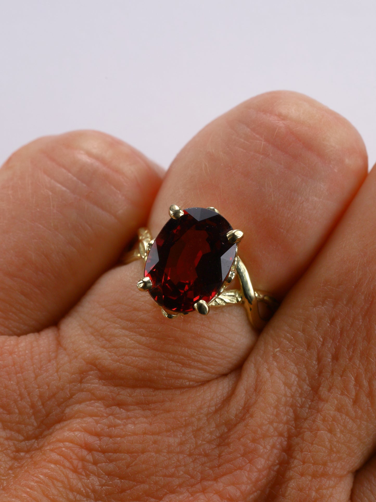 Ring in 18k geel goud met rhodoliet: Talia