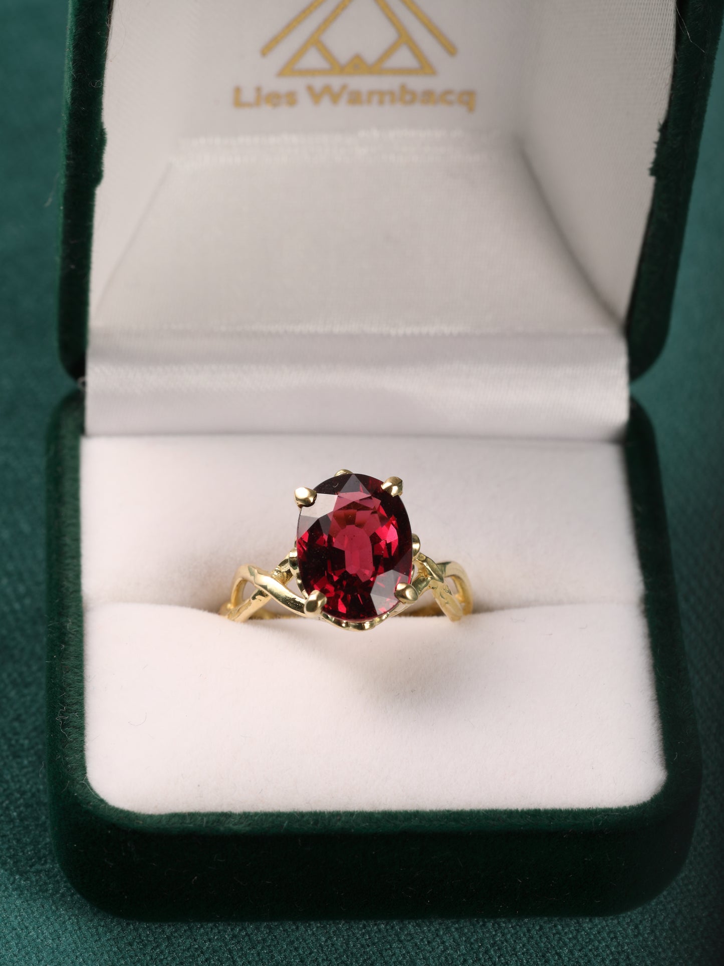 Ring in 18k geel goud met rhodoliet: Talia