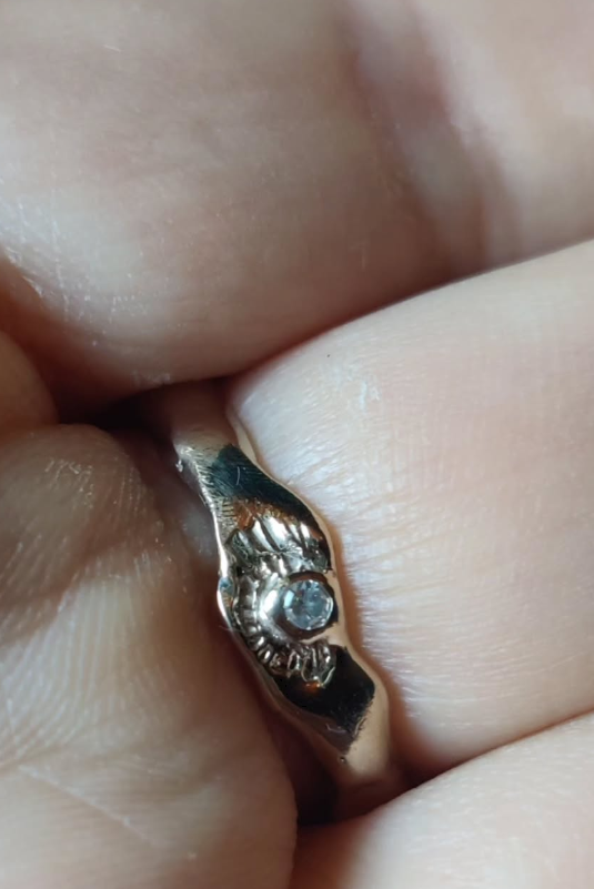 Ring in 18k goud met saffier en diamant: op maat gemaakt