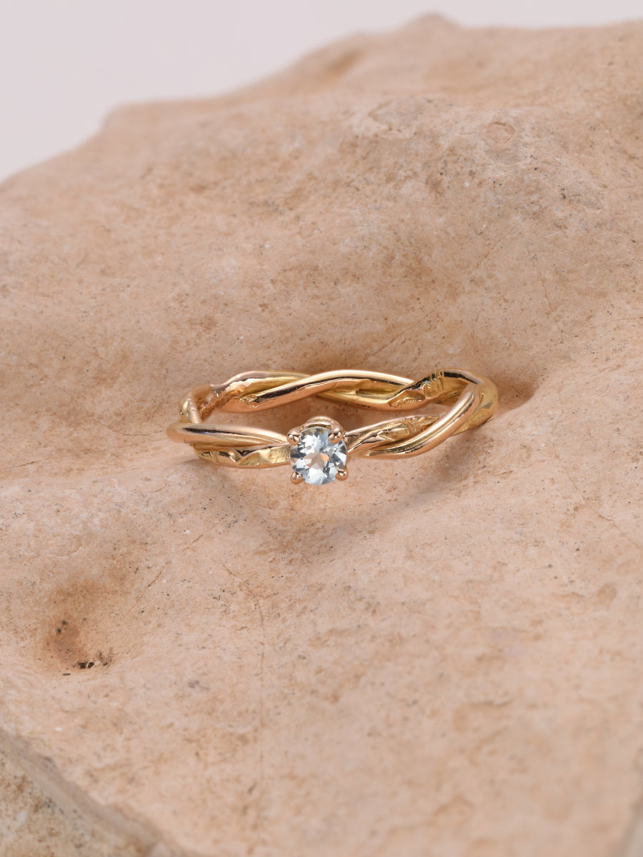 Ring in 18k rood goud met aquamarijn: Milly