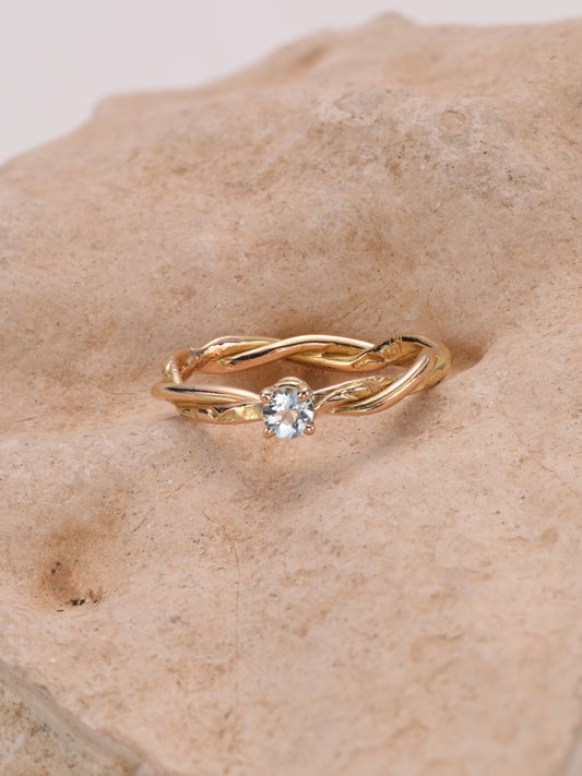 Ring in 18k rood goud met aquamarijn: Milly