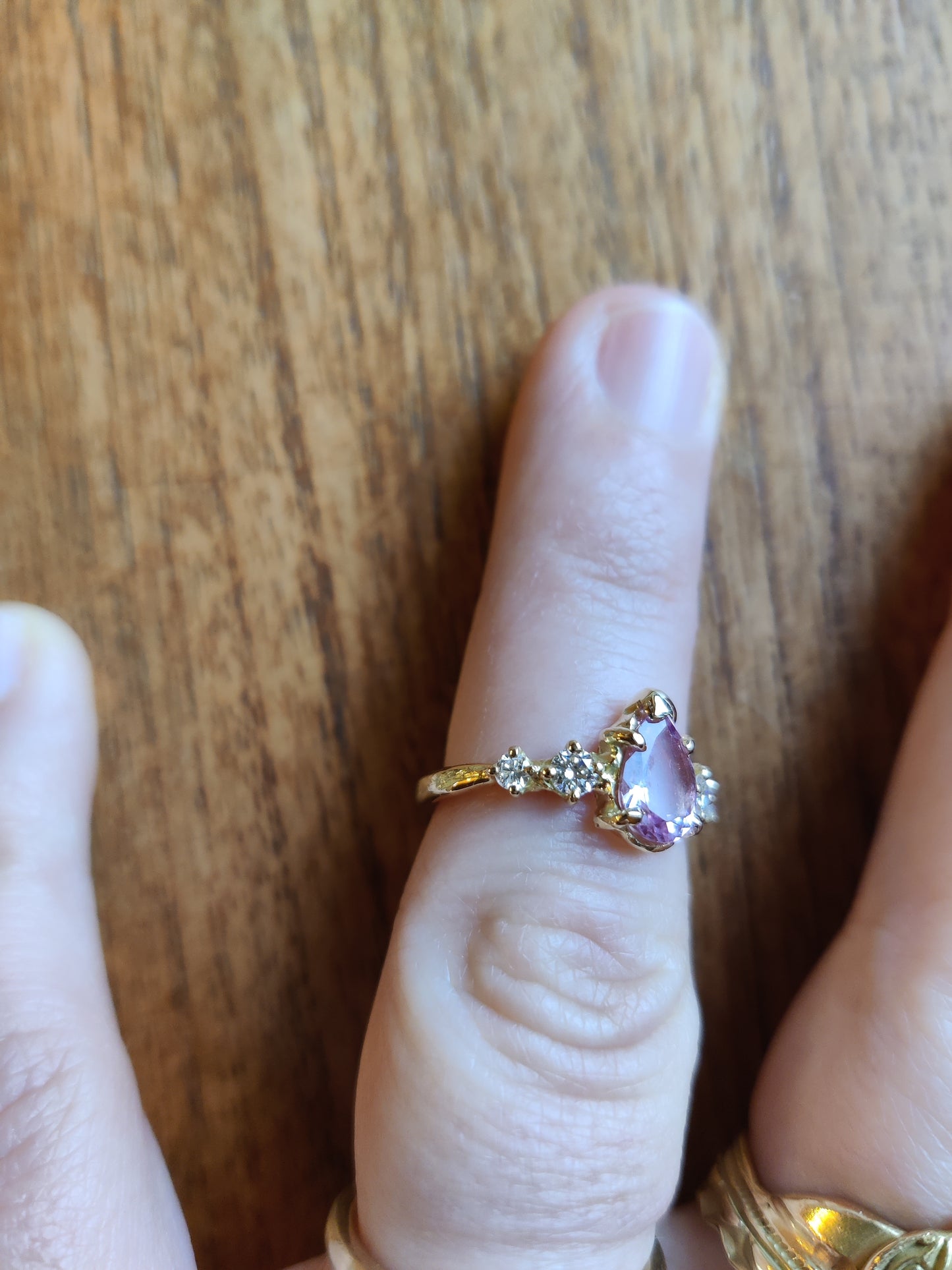 Verlovingsring 18k met diamant: op maat gemaakt