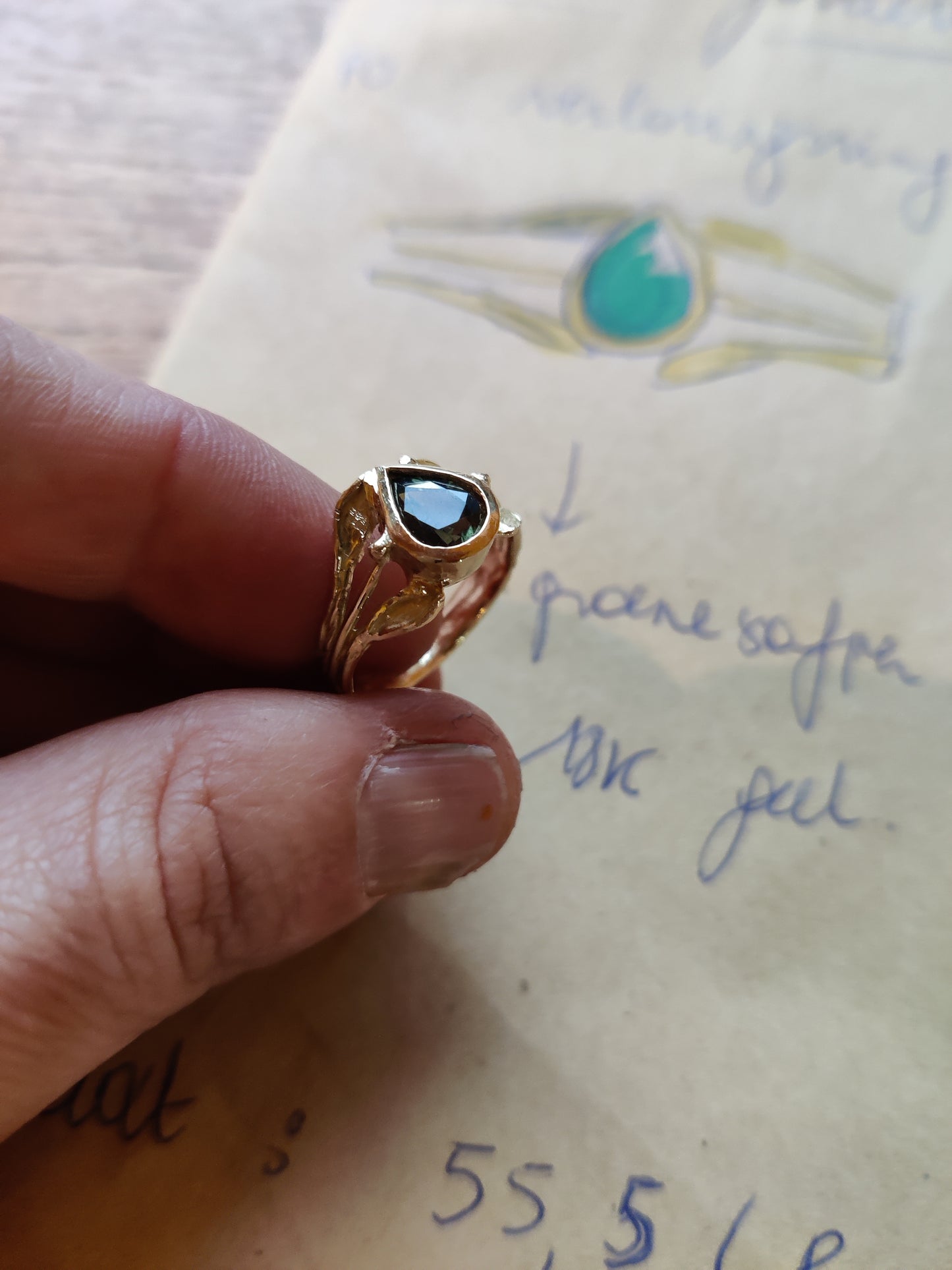 Verlovingsring 18k met diamant: op maat gemaakt