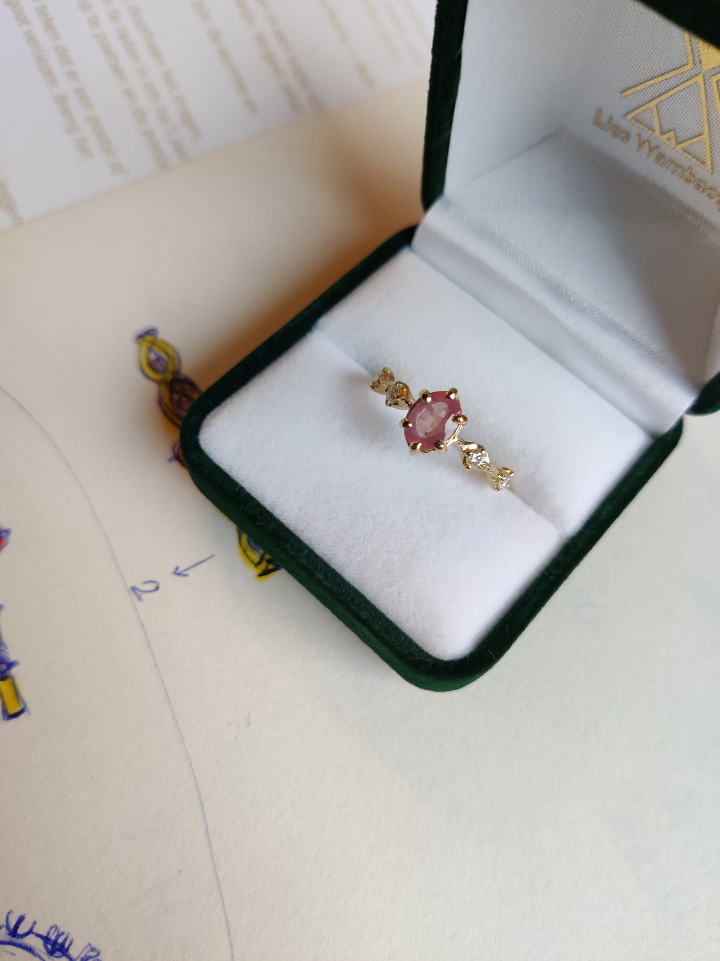 Verlovingsring 18k met diamant: op maat gemaakt