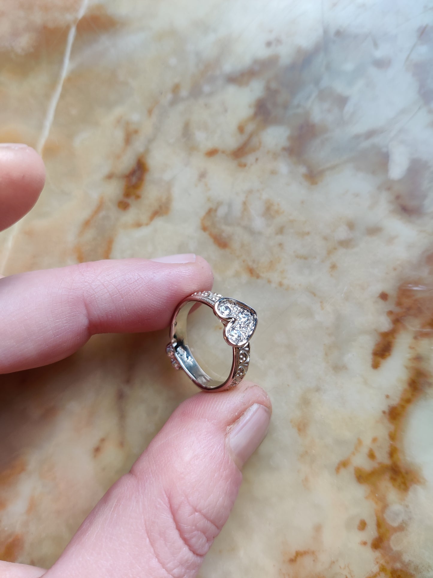 Verlovingsring 18k met diamant: op maat gemaakt