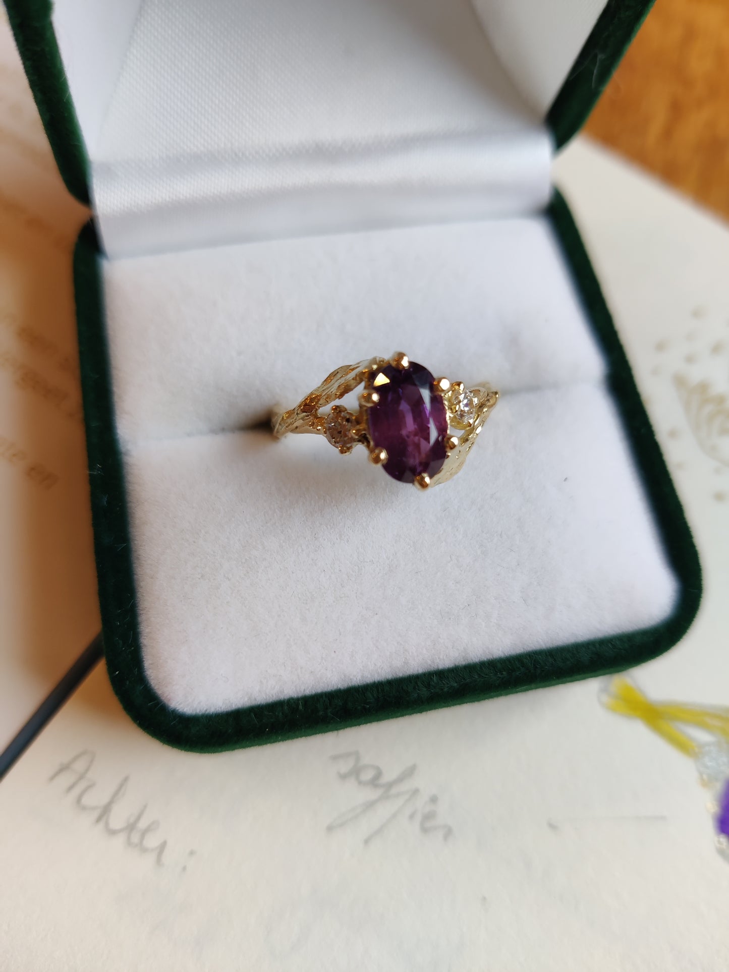 Verlovingsring 18k met diamant: op maat gemaakt