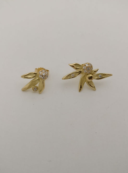 Oorbellen in 18k geel goud met diamant: op maat gemaakt.